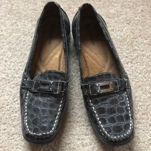 Naturalizer Croco Embossed Loafers 8.5M